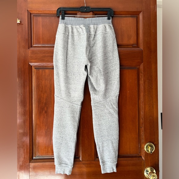 Lululemon At Ease Jogger - Picture 5 of 15